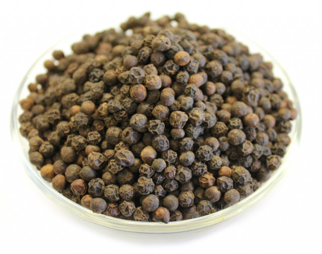 Whole_Black_Pepper